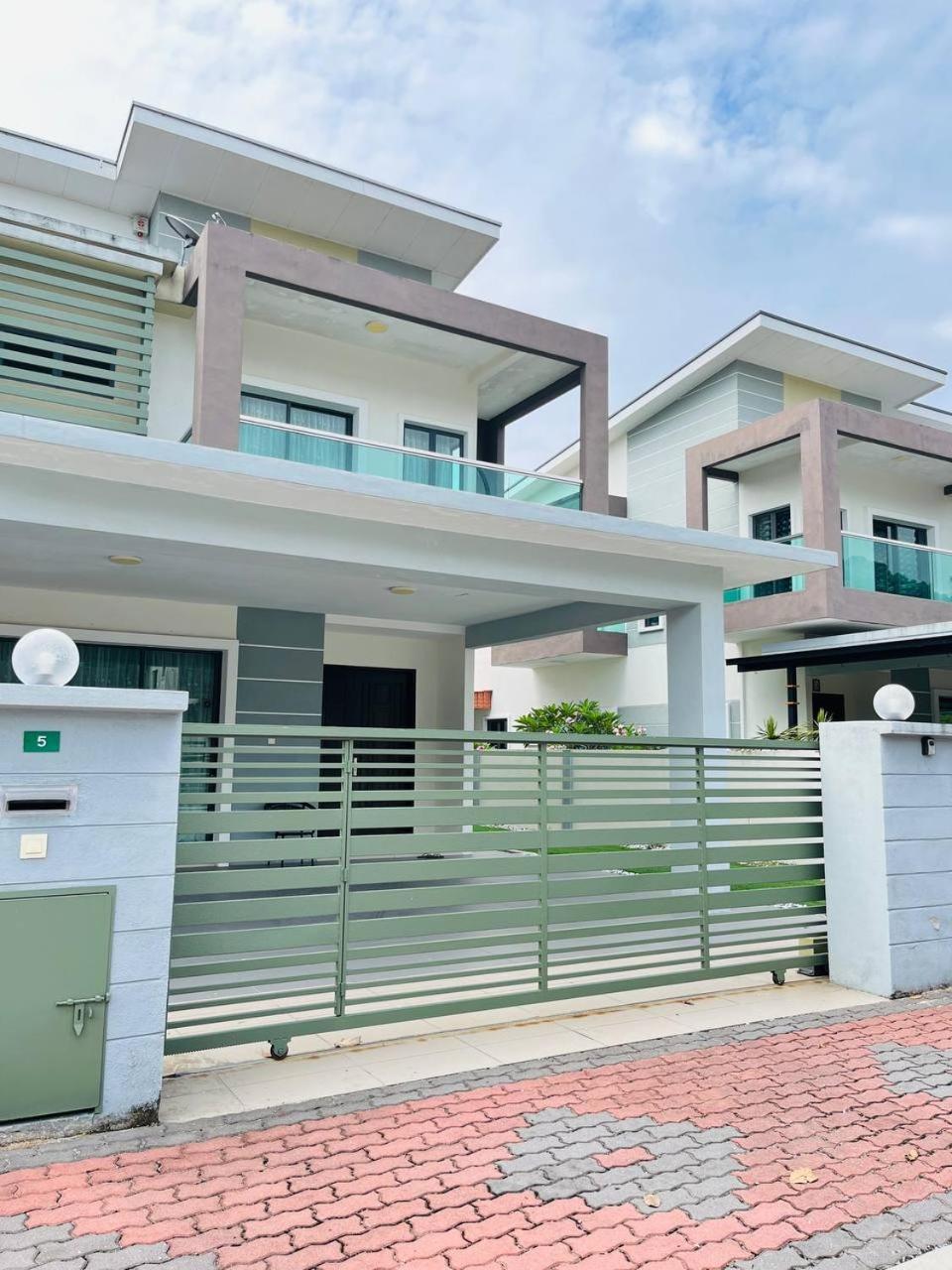 Sofea Mutiara Homestay Ipoh Kültér fotó